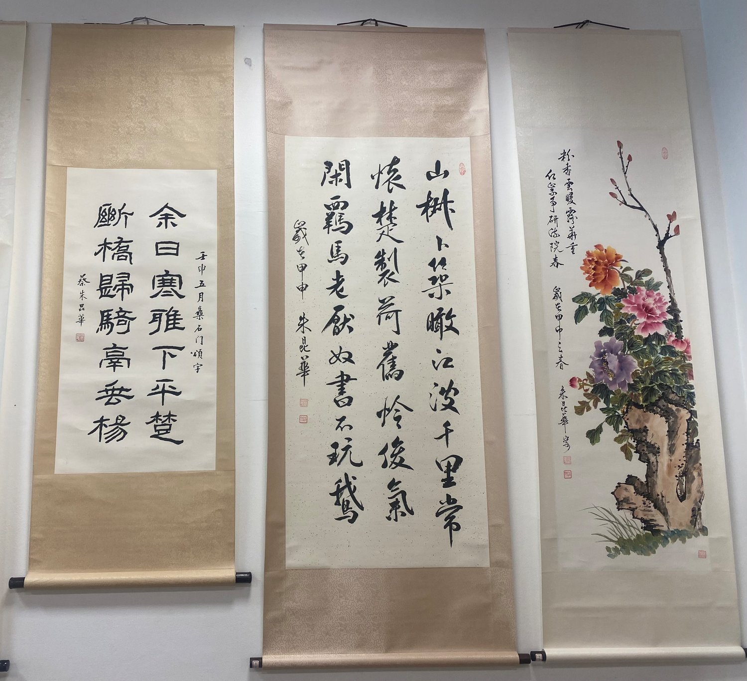 Artwork by artist Winnie Tsai, a Chinese artist who specializes in Chinese calligraphy and Chinese watercolor painting, is currently being exhibited at the IAC gallery.
